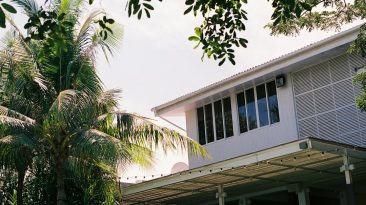 Photo Hostings House