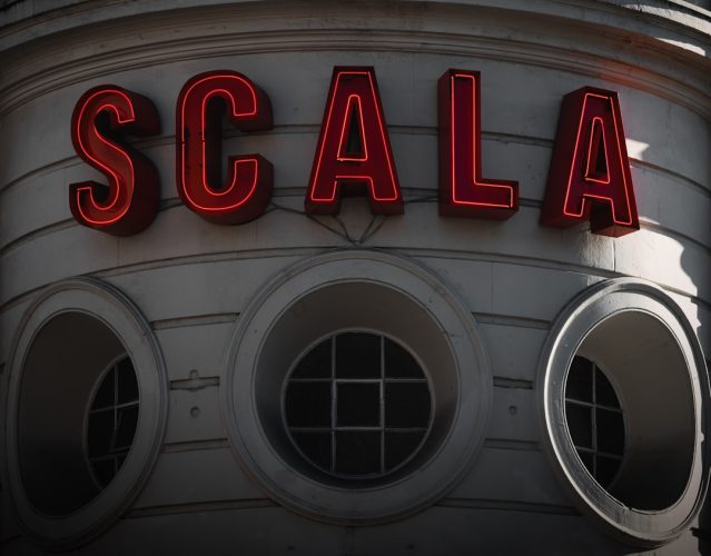 Photo Scalable Hosting
