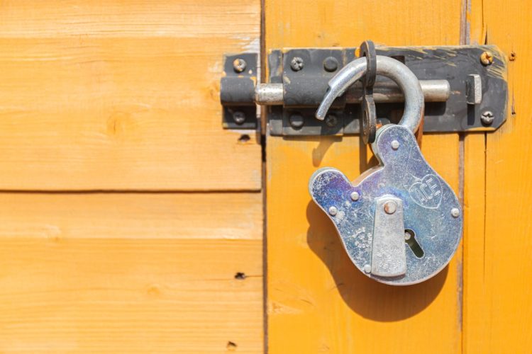 Photo Registry Lock Protection
