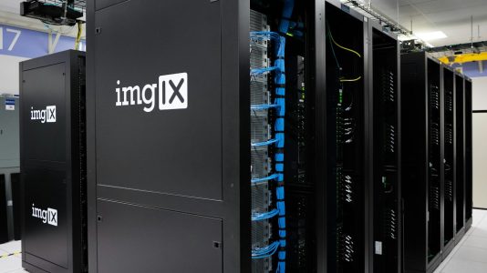 Photo Data Center Network Quality