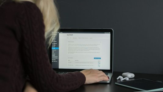 Photo Move offline business online WordPress