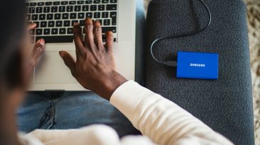 Photo SSD storage website speed