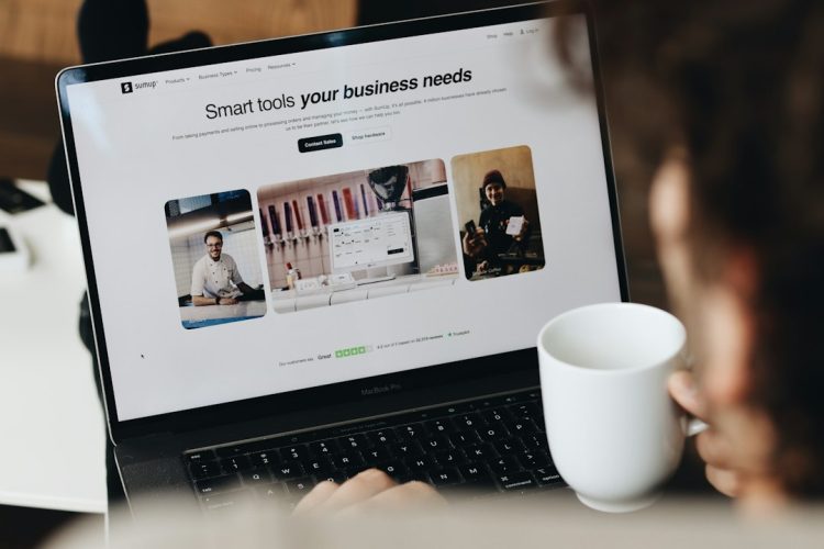 Photo website platform selection startup