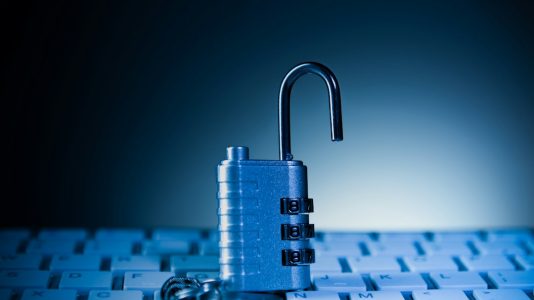 Photo WordPress security hosting features