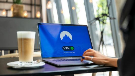 Photo VPS hosting resource scaling
